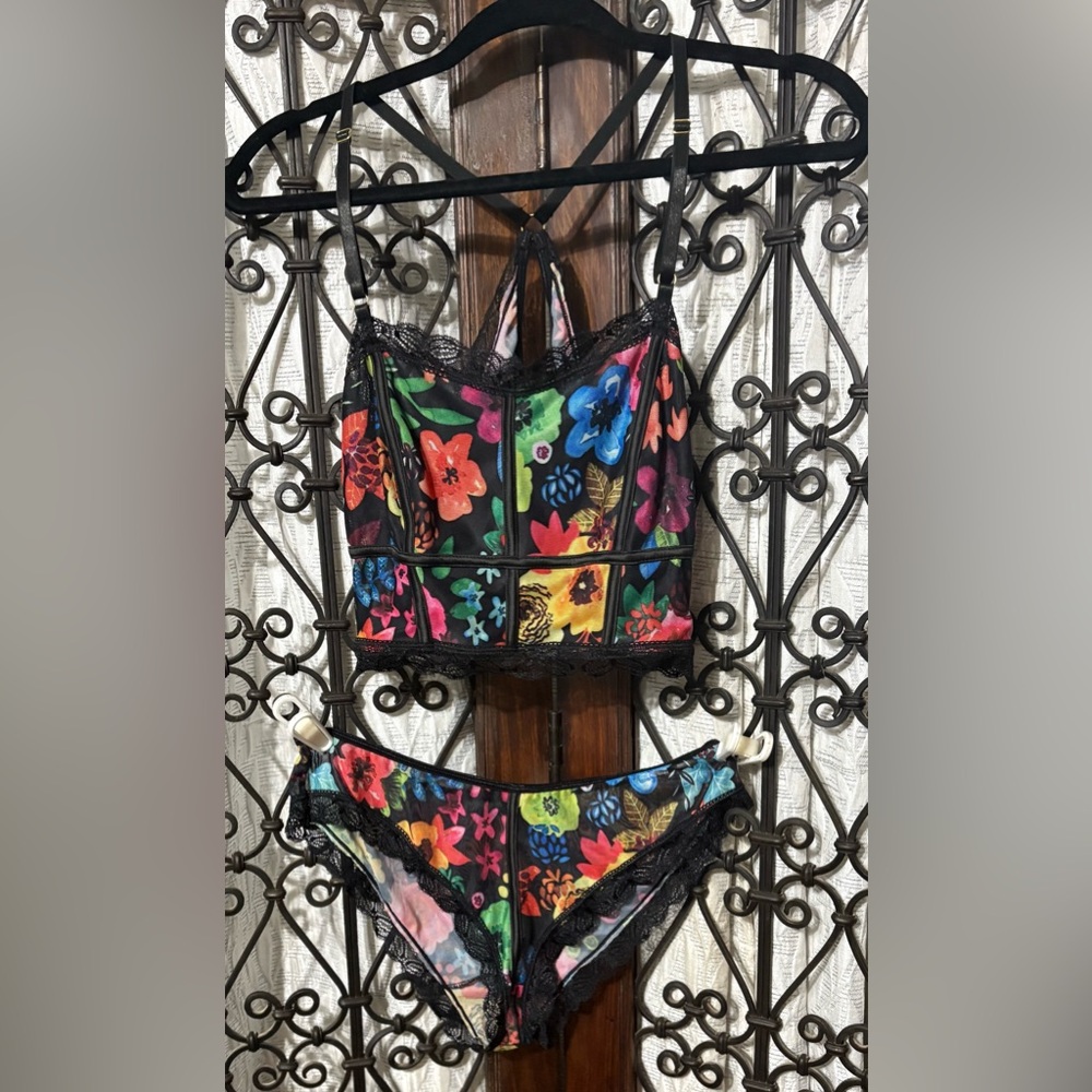 Floral Lace Trim Intimate Set